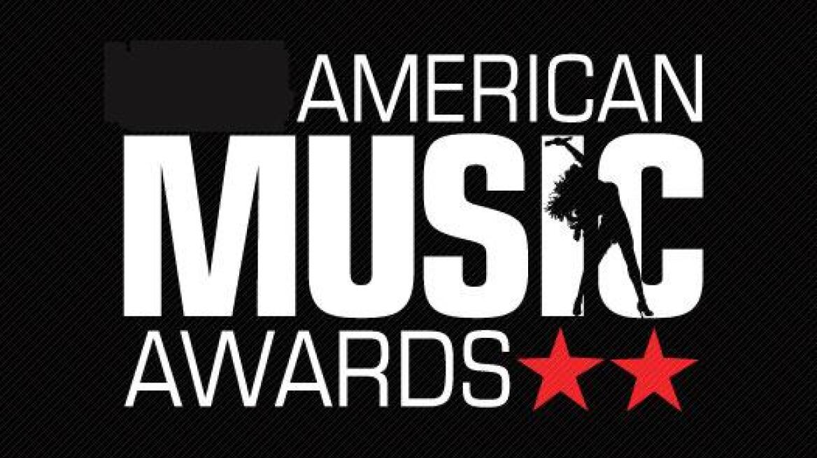 Μάχη … «στήθος με στήθος» στα American Music Awards